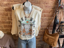 Steer Skull SS T-Shirt by Ariat