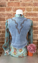 Roping Cowboy Embroidered Vest